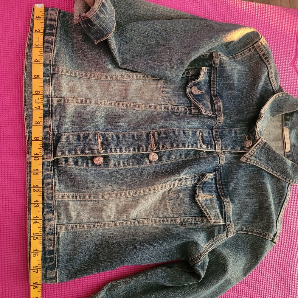 Jean Jacket - Picture 4 of 6